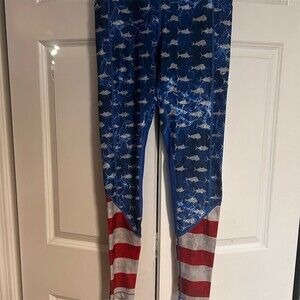 Pelagic Fiji Fishing Leggings Womens XS Blue Camo USA Flag Performance